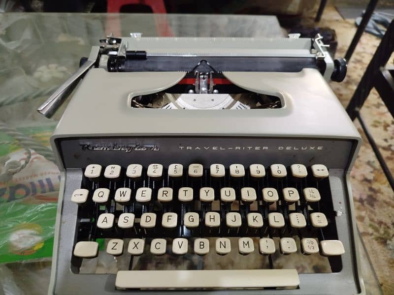 REMINGTON TYPE WRITER 0