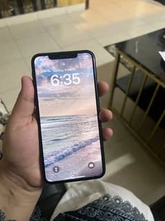 Iphone 11 pro max 256gb pta approved