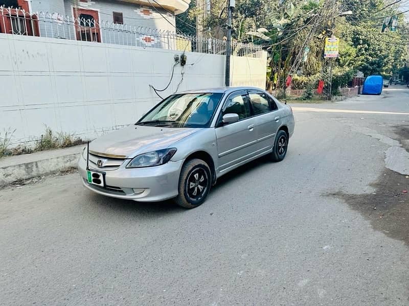 Honda Civic EXi 2005 1