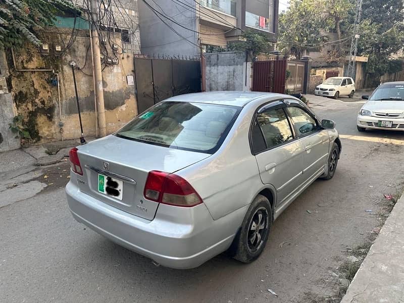 Honda Civic EXi 2005 4