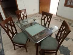 4 Seater Comfortable Latest Design Dining Table