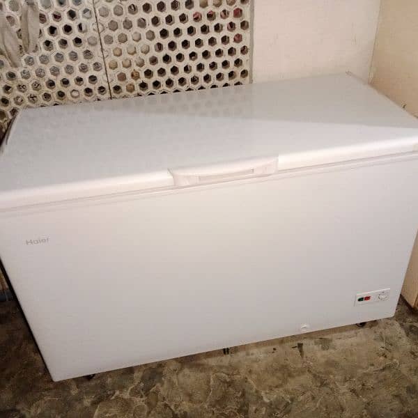 new freezer good condition 1