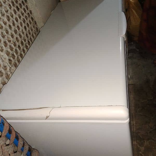 new freezer good condition 2