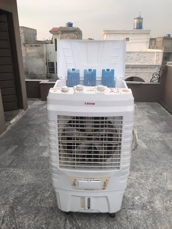 iZone ATL 11000 Room Air Cooler 1