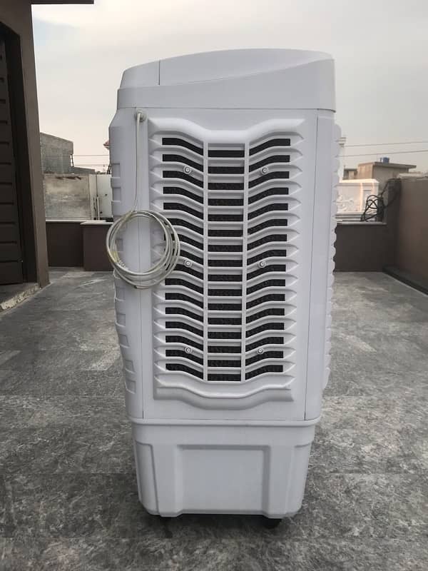 iZone ATL 11000 Room Air Cooler 6