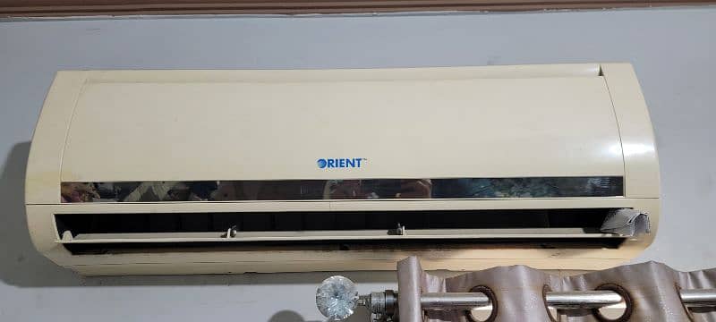 orient split ac 1.5 ton used all ok 0