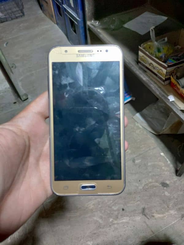 Samsung j5 10by7 condition pts approved 3