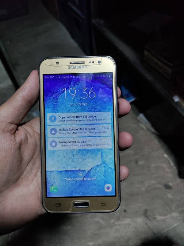 Samsung j5 10by7 condition pts approved 4