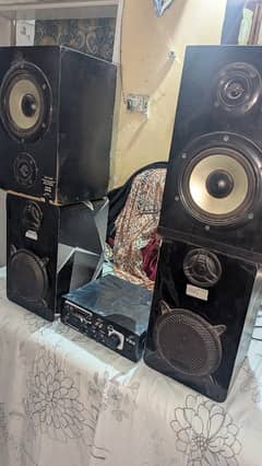 speakers with amplifier