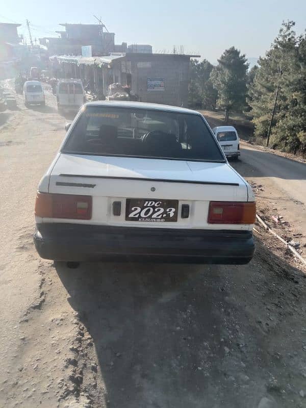 Nissan Sunny 1988 1