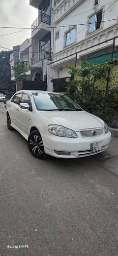 Toyota Corolla SE SALOON