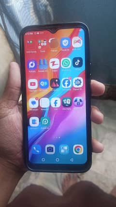 Infinix hot 8