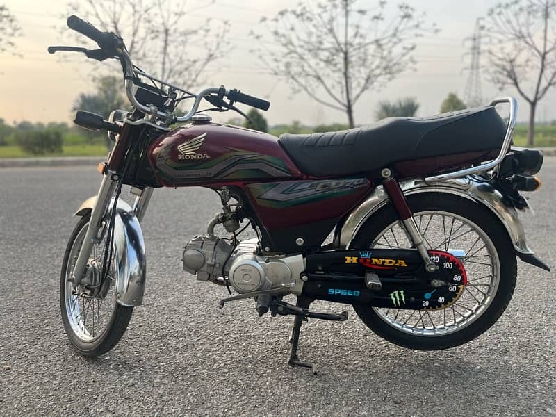 Honda CD 70, Red 1