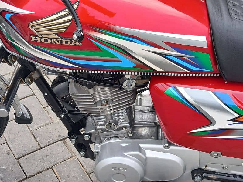 2023 Honda 125 1