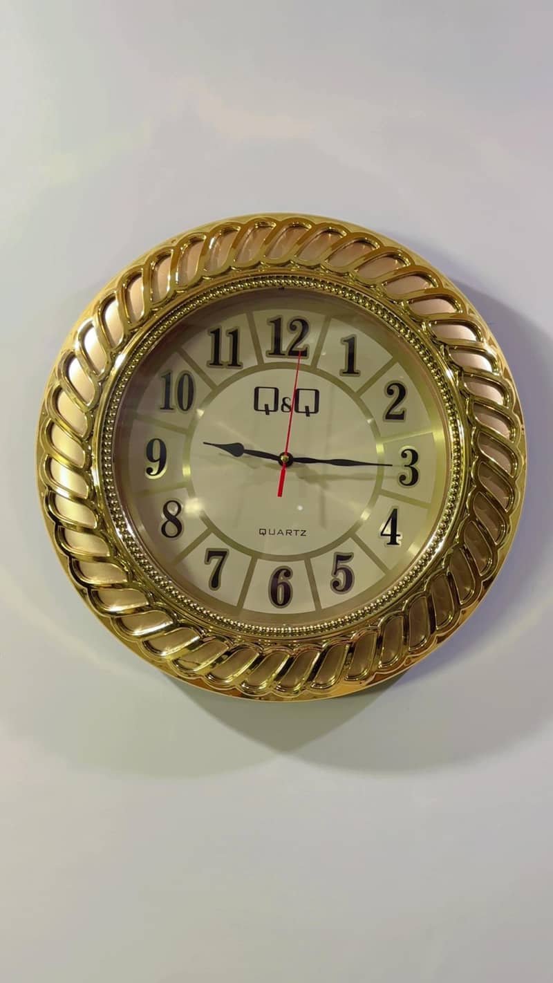 Wall clocks available| delivery all pakistan 2