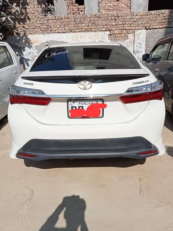 Toyota Corolla GLI 2014/15 1