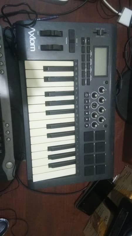 M Audio Axiom Midi controller 1