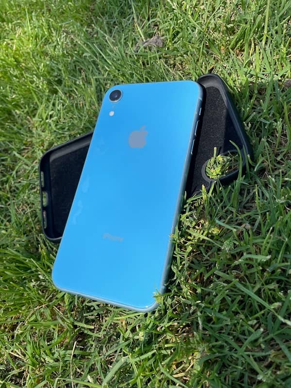 iPhone XR 2