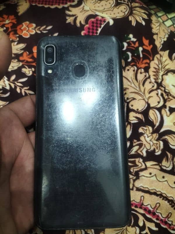 Samsung Galaxy A20 2