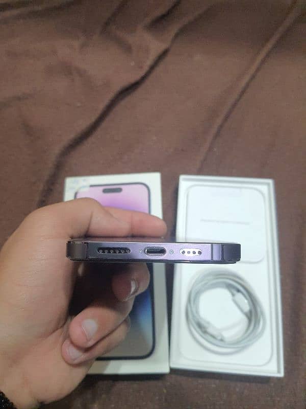 I phone 14 pro max HK model WhatsApp num 03224054040 3