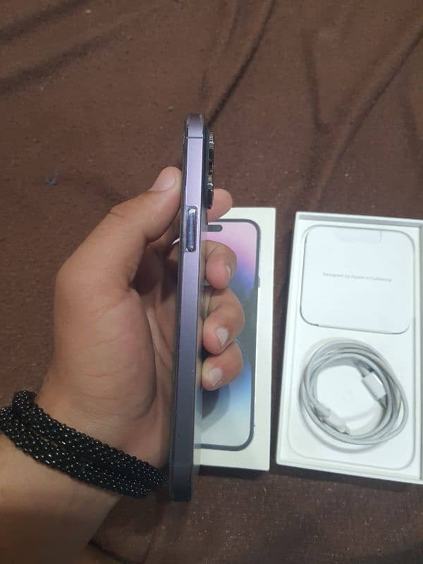 I phone 14 pro max HK model WhatsApp num 03224054040 4