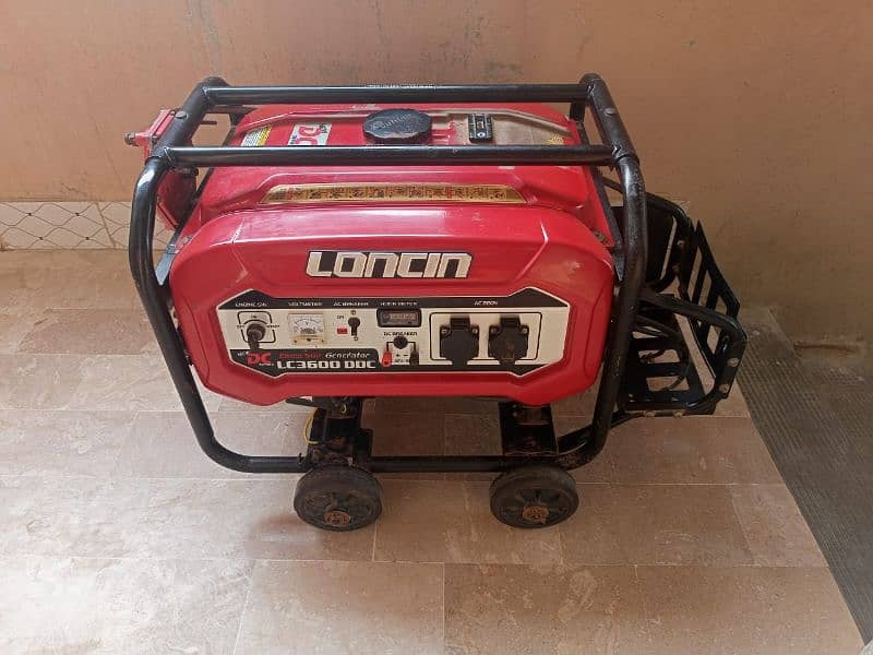 Loncin LC3600DDC - Petrol & Gas Generator - 2.5 KW*  Mint condition 0