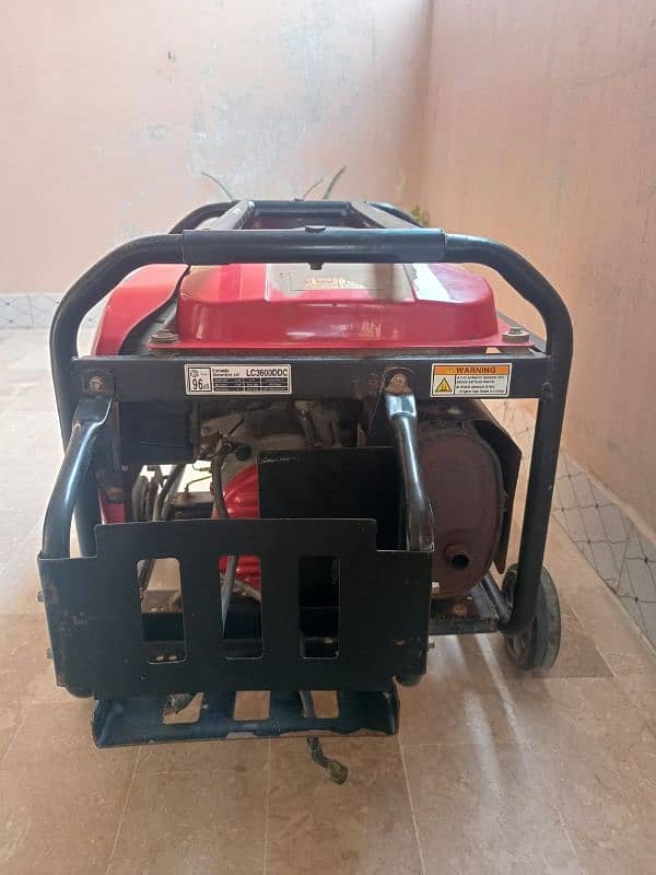 Loncin LC3600DDC - Petrol & Gas Generator - 2.5 KW*  Mint condition 2