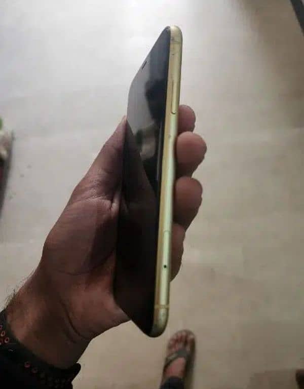 Iphone XR Complete Box Official PTA approved 5