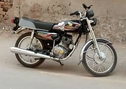 All parts original Honda jisny leni wohi rahbta kry finel 1lakh30 h