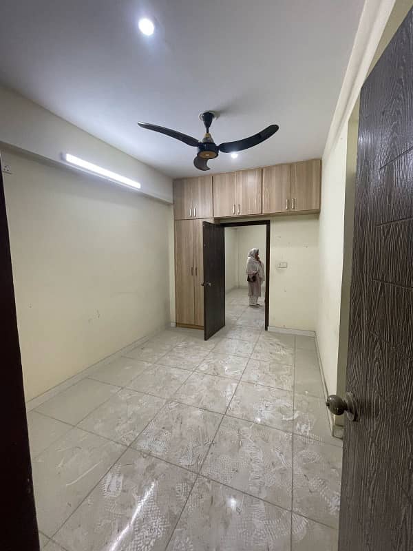 Dha Ph 2 (ext) Main 24th Com Street | Slightly Used 2 Bed Dd Apartment For Sale On First Floor | Near Park & Dha Club | Modern Lift | Friendly Neighbourhod | Ready To Move | Reasonable Demand Selling On Urgently | Reasonable Price | 1