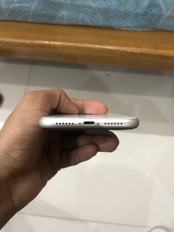 Iphone 11 NON PTA 3