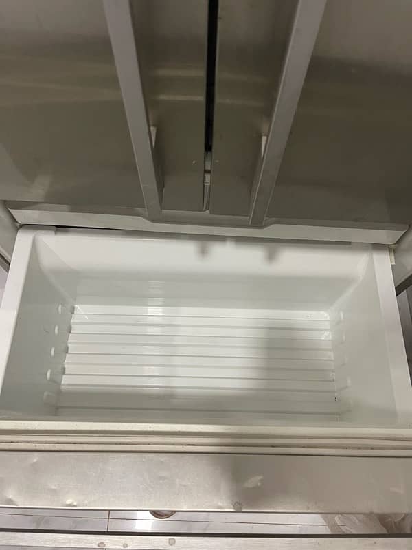 Double door fridge 2