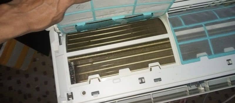 eco star 1ton inverter AC DC ok condition cumpelit saman k sat 4