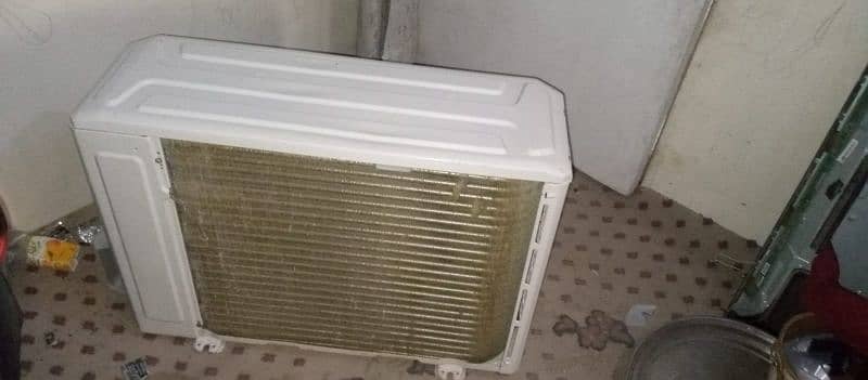 eco star 1ton inverter AC DC ok condition cumpelit saman k sat 8