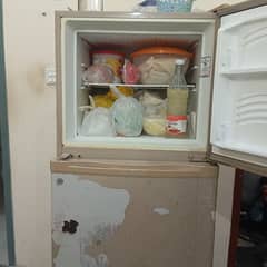 Dawlance Medium Size Fridge