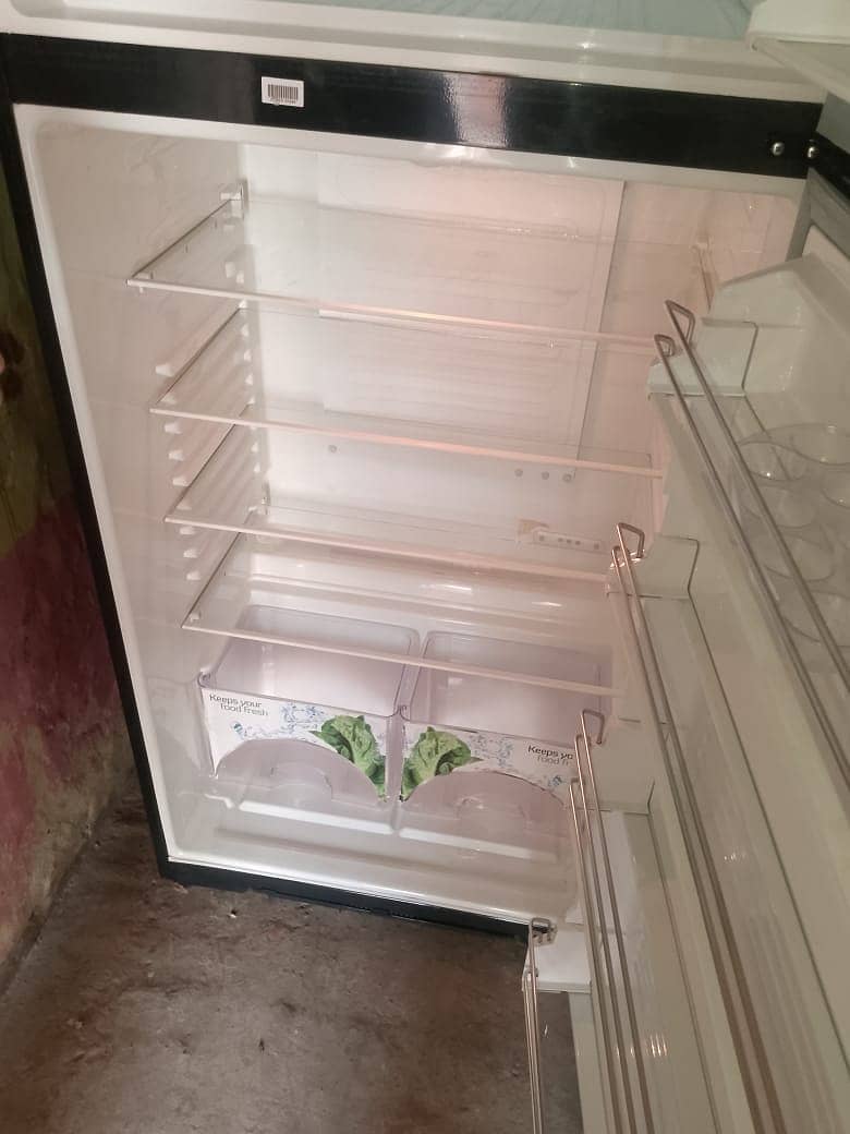 Dawlance fridge 03016981498 7