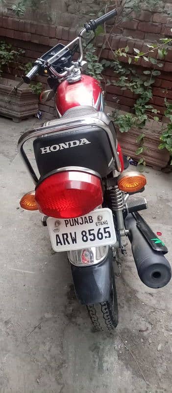 Honda 125 for sale - 2023 model 8