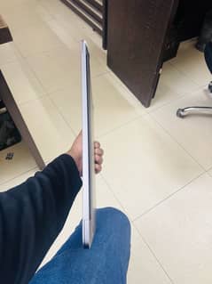 MAC BOOK PRO 2018