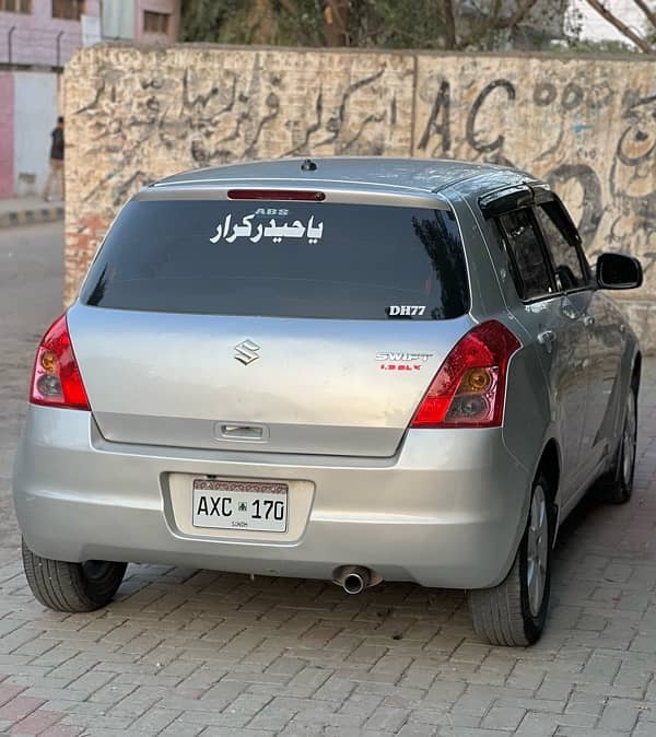 Suzuki Swift DLX 1.3 ABS 2012. Almost Genuine. 3