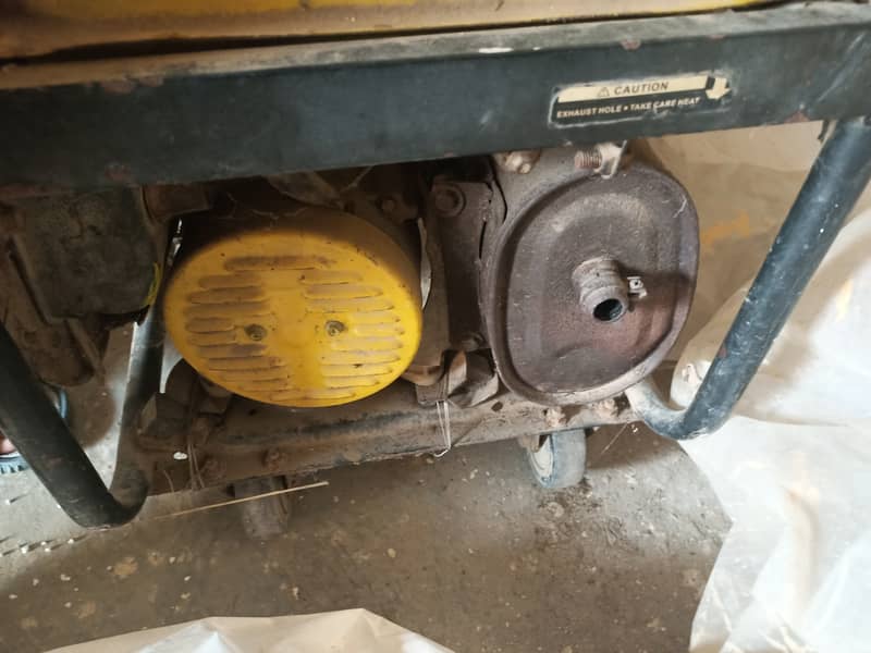 Generator (Very Good Condition) 1