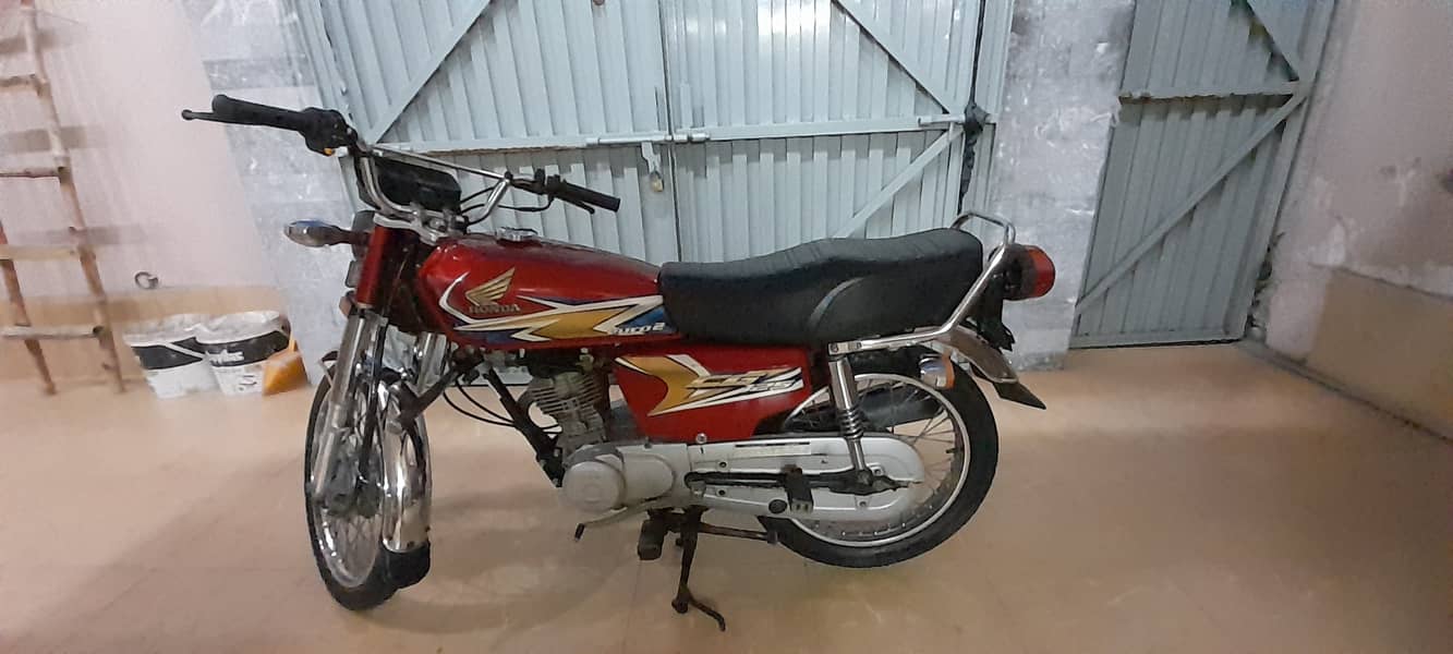 Honda CG 125 2020 4