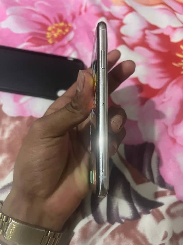 IPhone X 64 gb 5