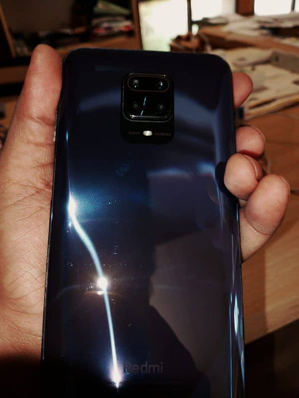 Redmi note 9s 6 + 128 GB 1