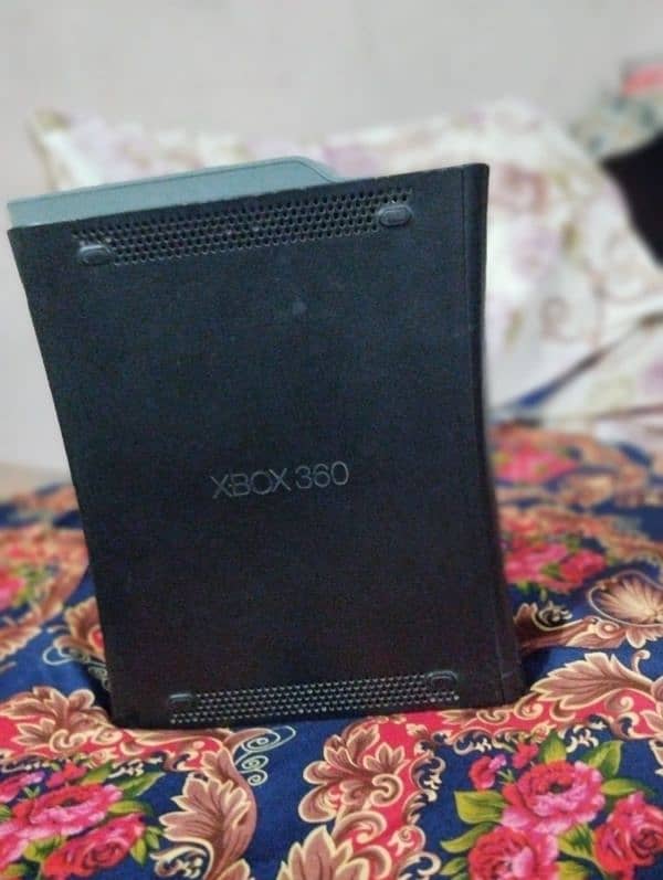 Xbox 360 Slim 3