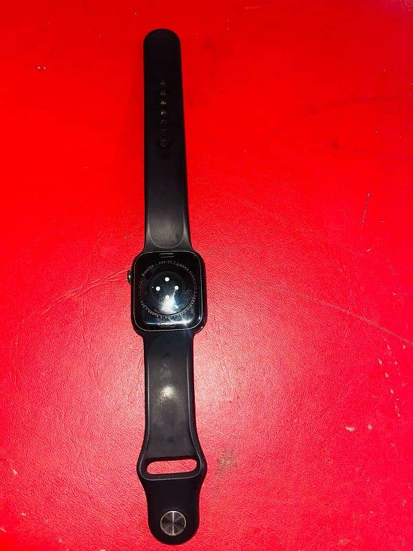 Apple watch series 7  45mm 1