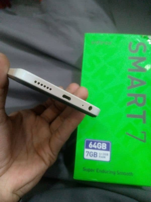 infinix smart 7 4+3gb 64gb total orignal with box all ok 7