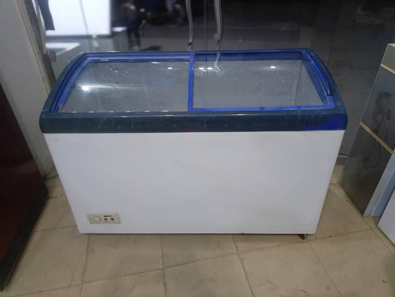 Sliding D freezer singel door  (0306=4462/443) topclasset 4