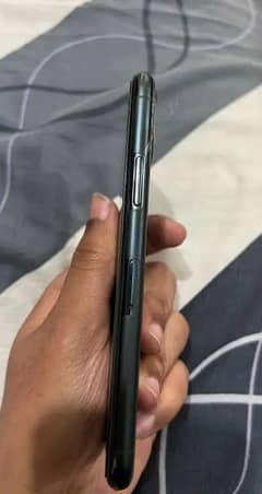 iPhone 11 pro 64GB (PTA APPROVED)