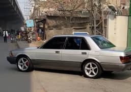 Toyota Crown 1988