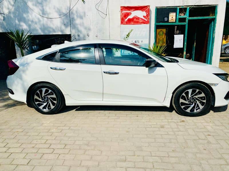 Honda Civic VTi 2016 11